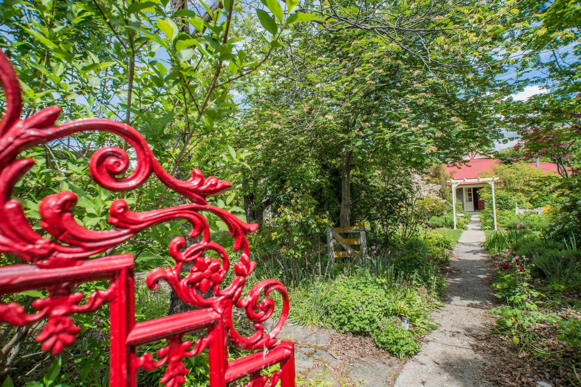 Hartley Homestead Boutique Bed & Breakfast Clyde Exterior photo