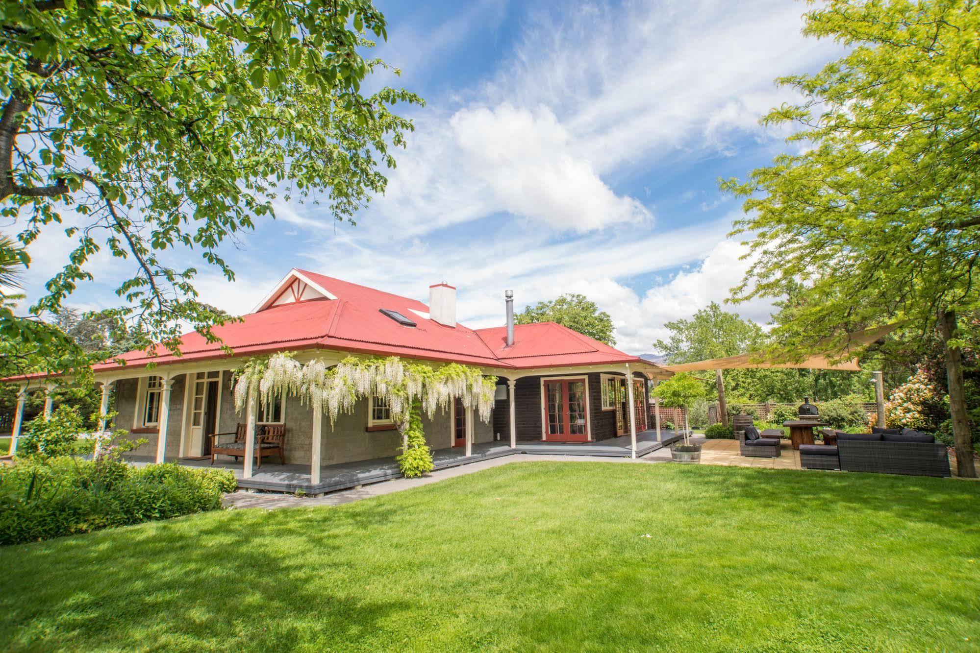 Hartley Homestead Boutique Bed & Breakfast Clyde Exterior photo